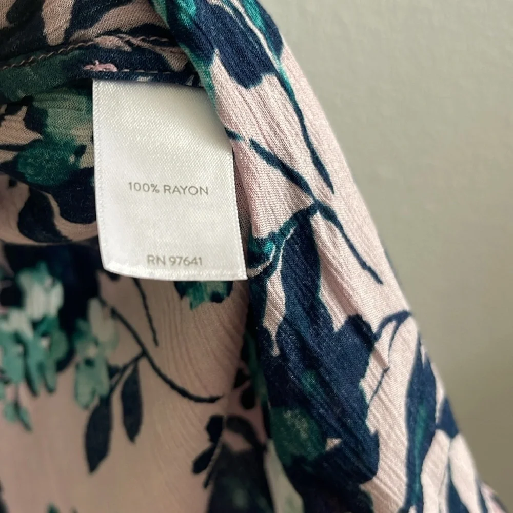 J.Jill Mauve Beautiful Blossoms Tunic top Size Small Petite - Picture 9 of 10